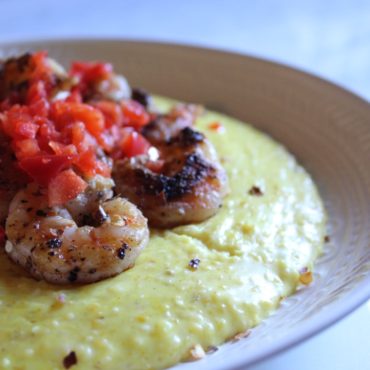 Cheese Grits & Cajun Shrimp